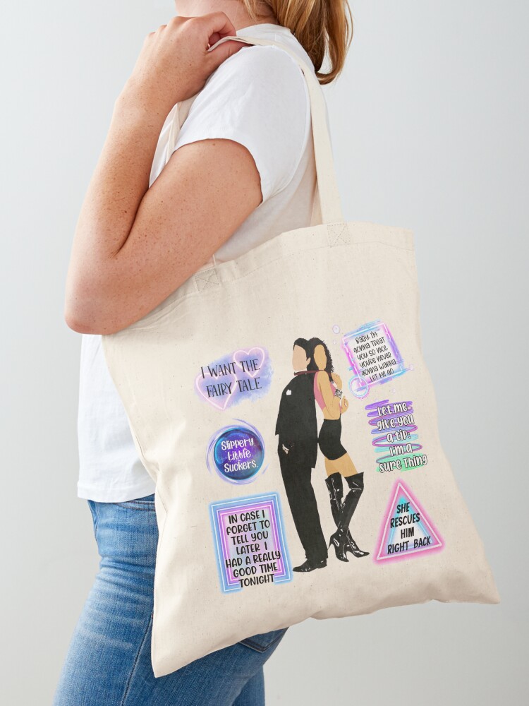 Are You a Slogan Bag or an 'It Bag' Kind of Girl?