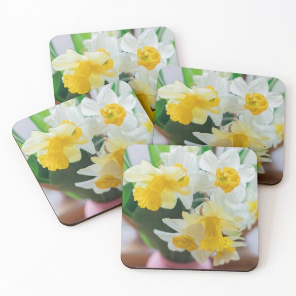Item preview, Narciso Narciso ramo de flores en primavera designed and sold by ExploreYK.