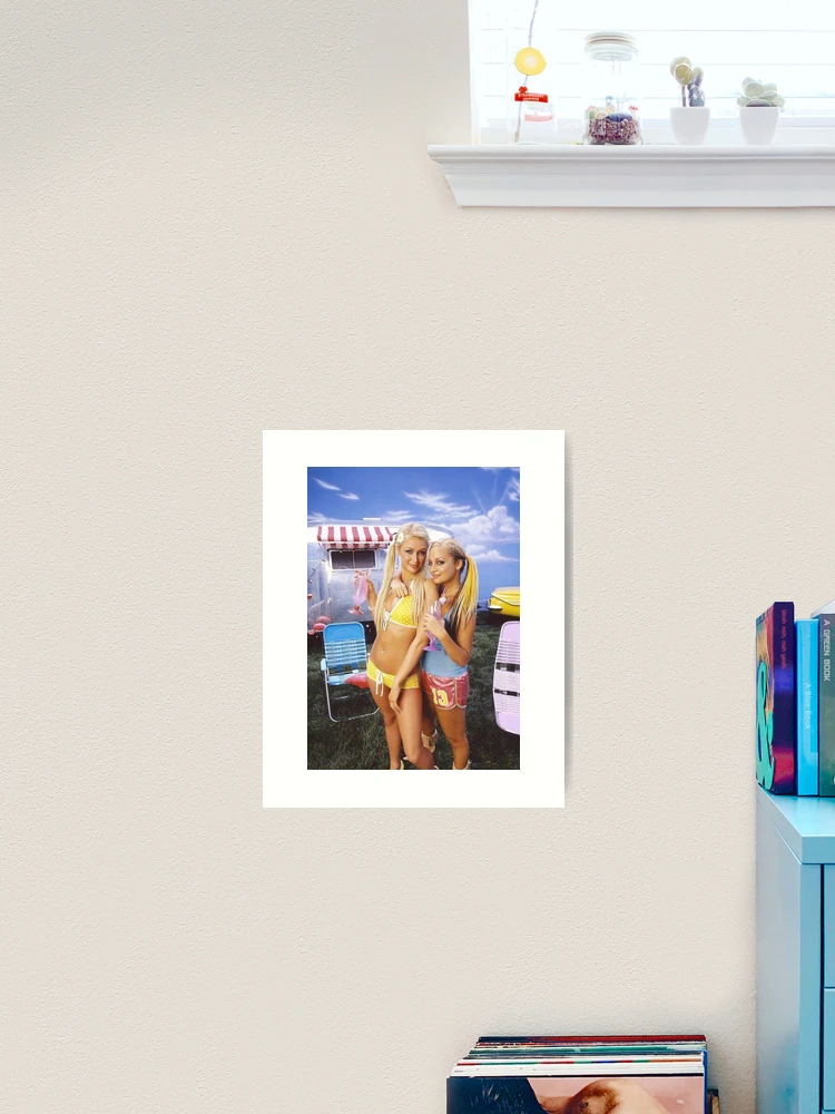 2000s Paris Hilton and Nicole Richie  Art Print for Sale by blueberrycafe