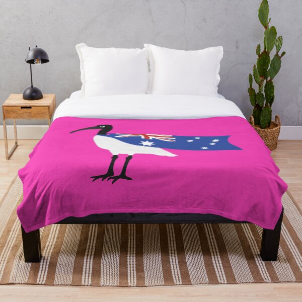 Item preview, Bandera del Día de Australia con forma de pollo Bin en color rosa designed and sold by Digitaldingo.