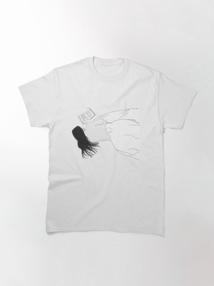 Thumbnail 3 von 7, Classic T-Shirt, Beauty in Bed - ohne Schriftzug designt und verkauft von joandarlingsbks.
