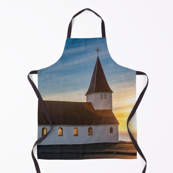 Artikelvorschau, Reyniskirkja-Kirche, Vik, Island entworfen und verkauft von Tamara Al Bahri.