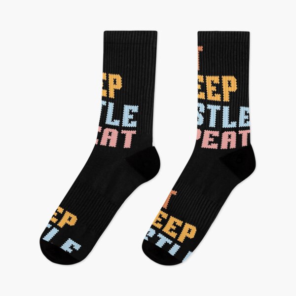 Aperçu de l'œuvre Eat Sleep Hustle Repeat, citation drôle créée et vendue par SKivinta.