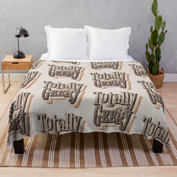 Artikelvorschau, Lustiger Slogan im Distressed-Stil im Retro-Stil „Total Geeky“. entworfen und verkauft von TrulyEpoque.