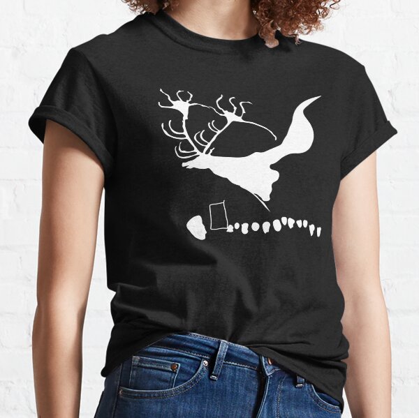 Cave painting of a Megaloceros (Giant Deer) at Lascaux, France. Classic T-Shirt