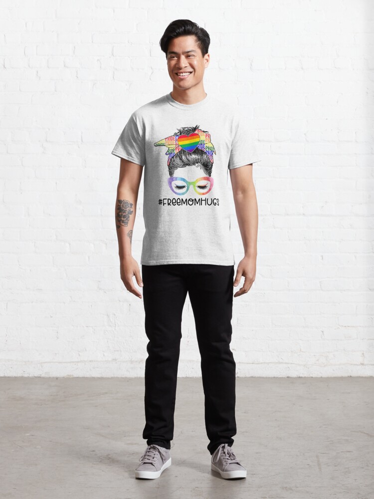 Discover Free Mom Hugs Messy Bun LGBT Pride  Classic T-Shirt