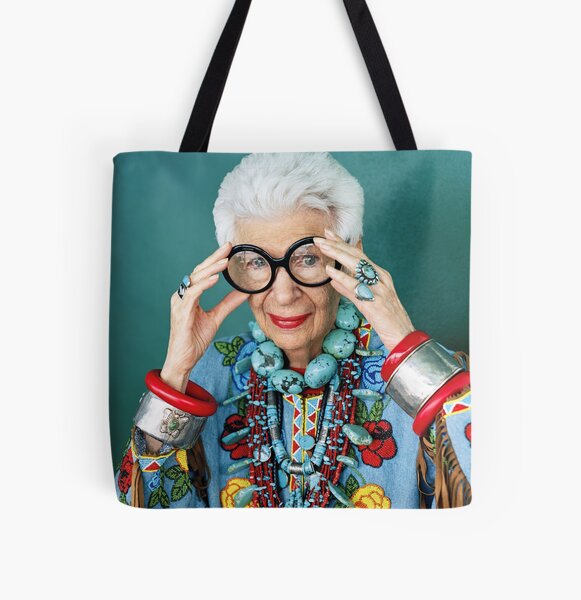 Vista previa del artículo con la obra «Iris-apfel dibujos animados divertidos un Unisex», diseñado y vendido por OrlandoUnique.