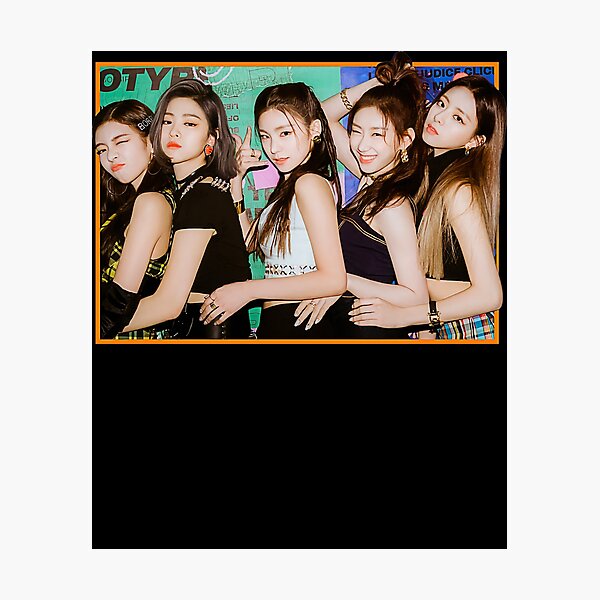 Item preview, Itzy group designed and sold by iaactabased.