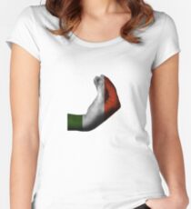 Camiseta entallada de cuello ancho Gesto de mano italiano