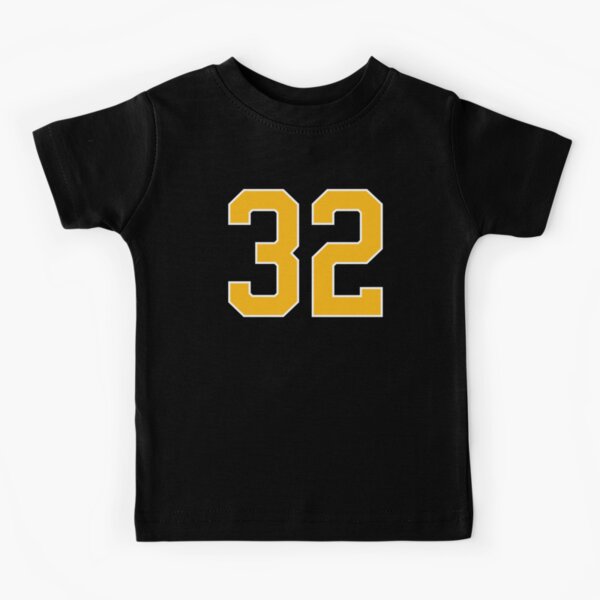  Number 32 T-Shirt Vintage Thirty Two Tee Sports Design :  Clothing, Shoes & Jewelry