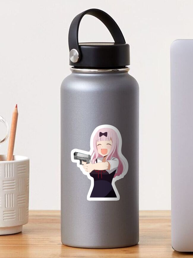 Imagen 1 de 3, Pegatina con la obra Chika fujiwara sostiene una pistola chica anime con una pistola, diseñada y vendida por MichaMichou.