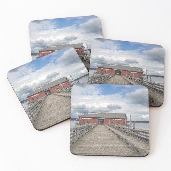 Artikelvorschau, Historischer Red Wharf in Coupeville, Washington entworfen und verkauft von SeaChangeDesign.