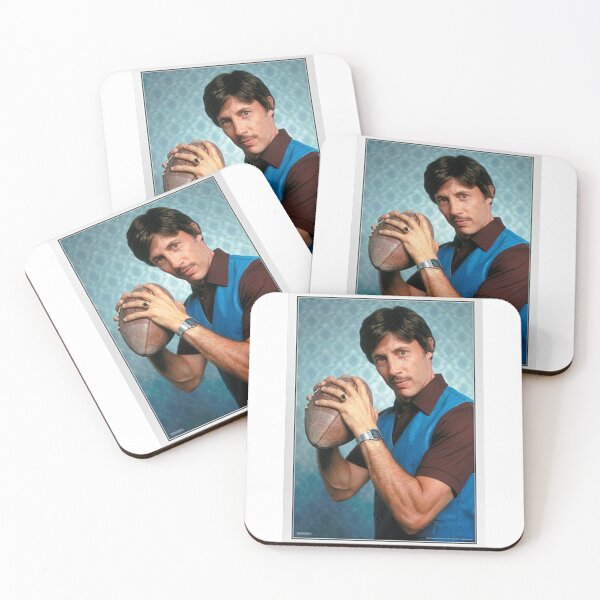 Artikelvorschau, BESTSELLER - Onkel Rico Football Card Merchandise Essential T-Shirt entworfen und verkauft von JessicaBenhardt.