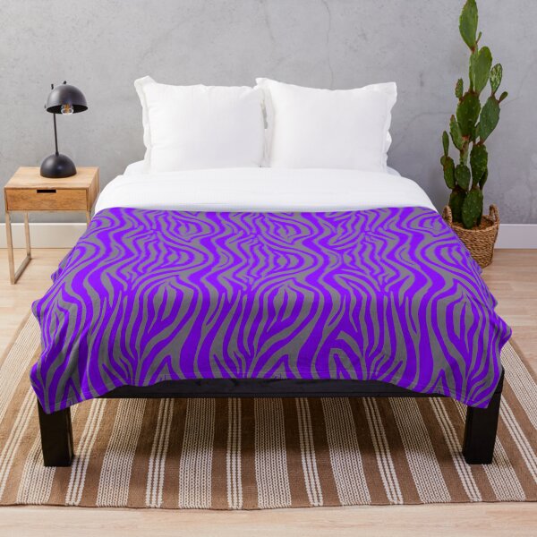 Artikelvorschau, Violettes Zebra / Kissen, Decken, Tassen etc. / Design von Whros entworfen und verkauft von WHROS.