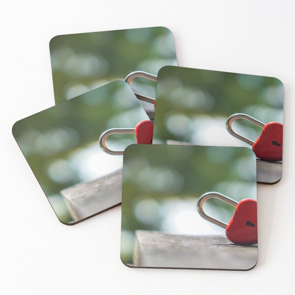 Item preview, red heart key designed and sold by Waraphot.