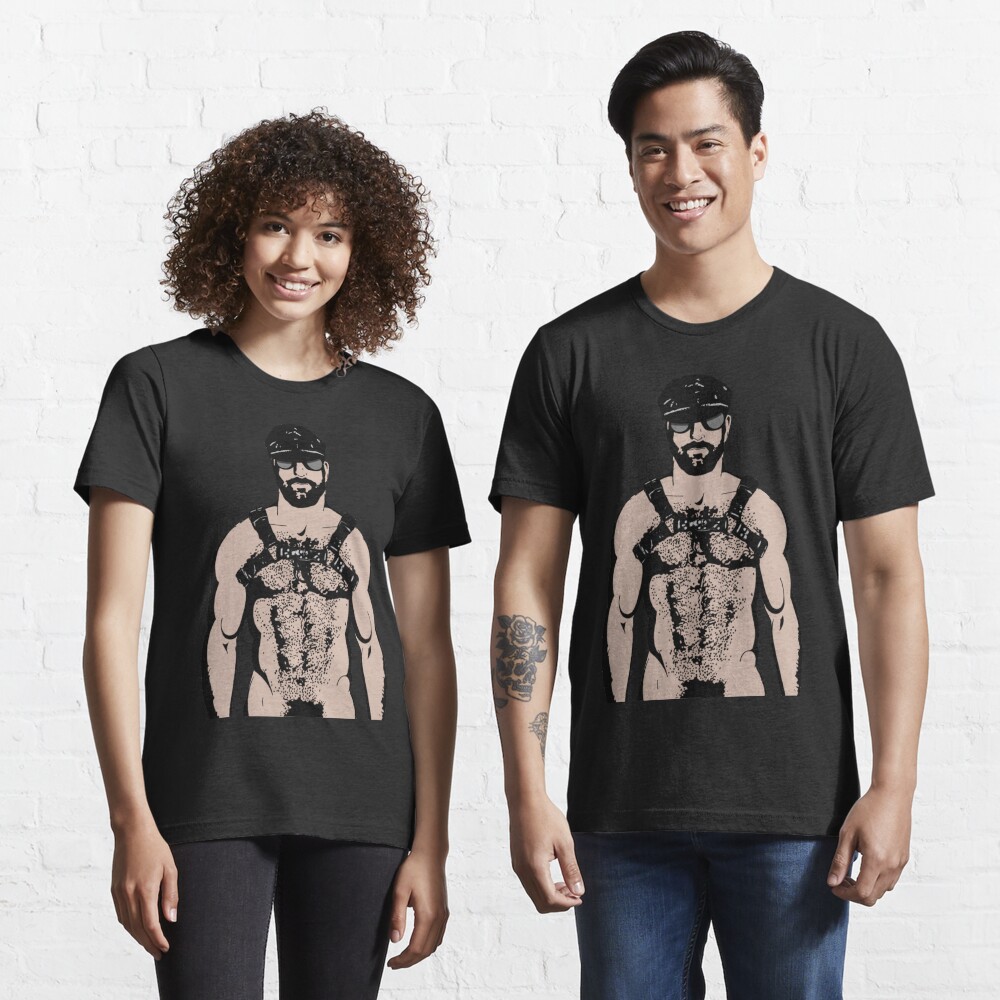 THE DARK CALLS Essential T-Shirt