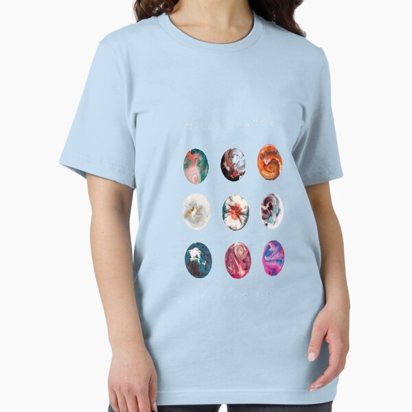 Artikel-Vorschau von Cooles milchiges Möglichkeits-Blüten-wesentliches T-Shirt, designt und verkauft von ChristinaLaube.