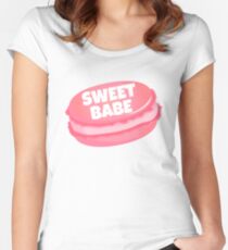 Süßes Baby Tailliertes Rundhals-Shirt