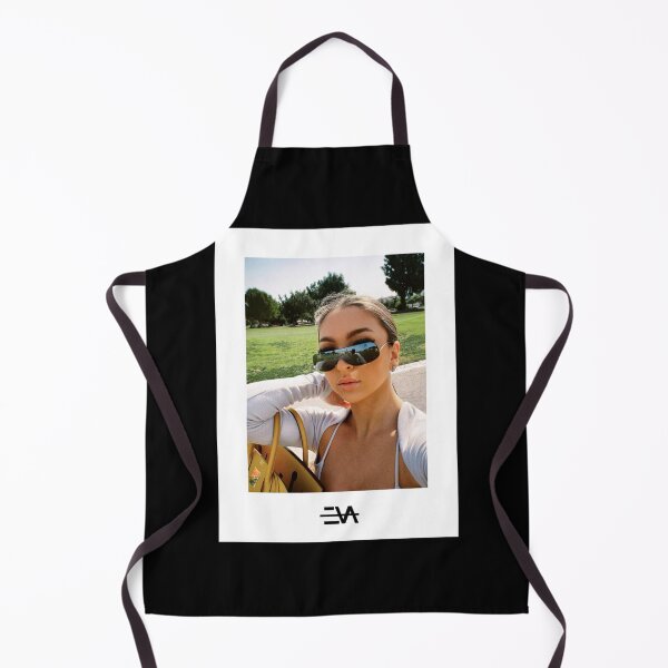 Item preview, Eva queen - Portrait selfie  classique designed and sold by JiaDeeks.