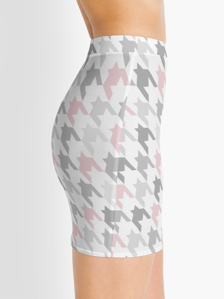 Disover Elegant Pink & Gray Houndstooth Mini Skirt