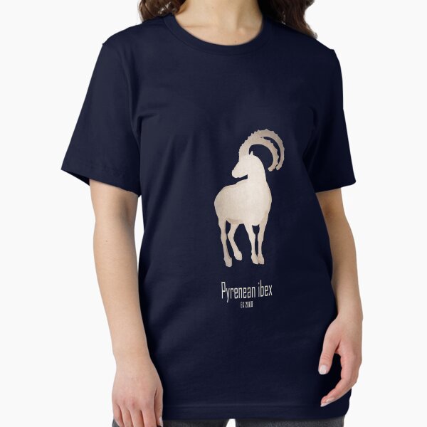 Pyrenean ibex - Endangered and extinct species (dark background) Essential T-Shirt