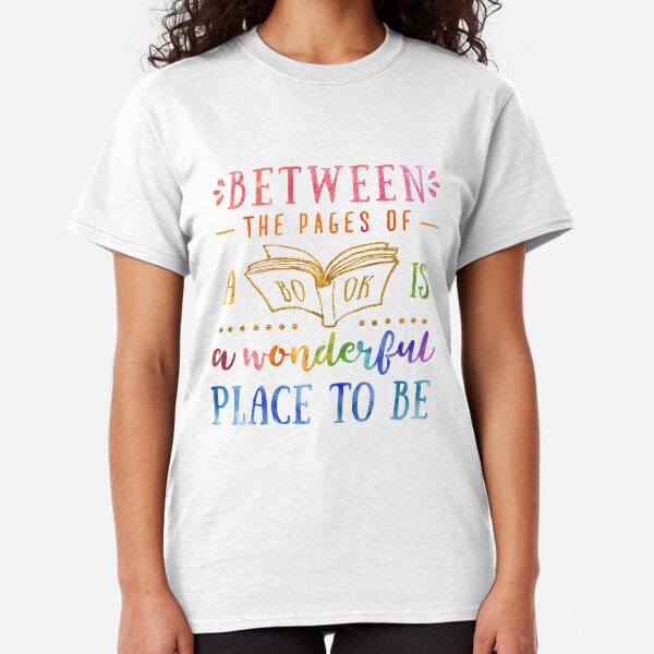 Between the pages Classic T-Shirt