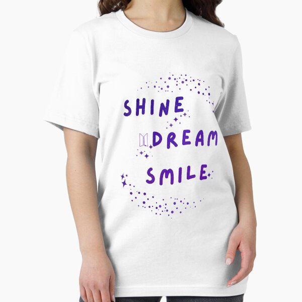 Artikel-Vorschau von Shine Dream Smile - Mikrokosmos BTS Konzerthemd Lila, designt und verkauft von PurpleDoor52.