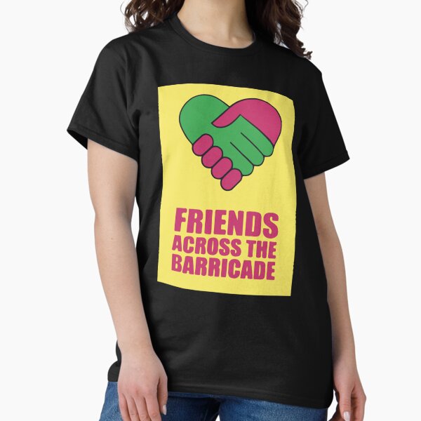 Vista previa del artículo con la obra «Derry Girls Friends a través de la barricada», diseñado y vendido por WhisskeyPiggy.