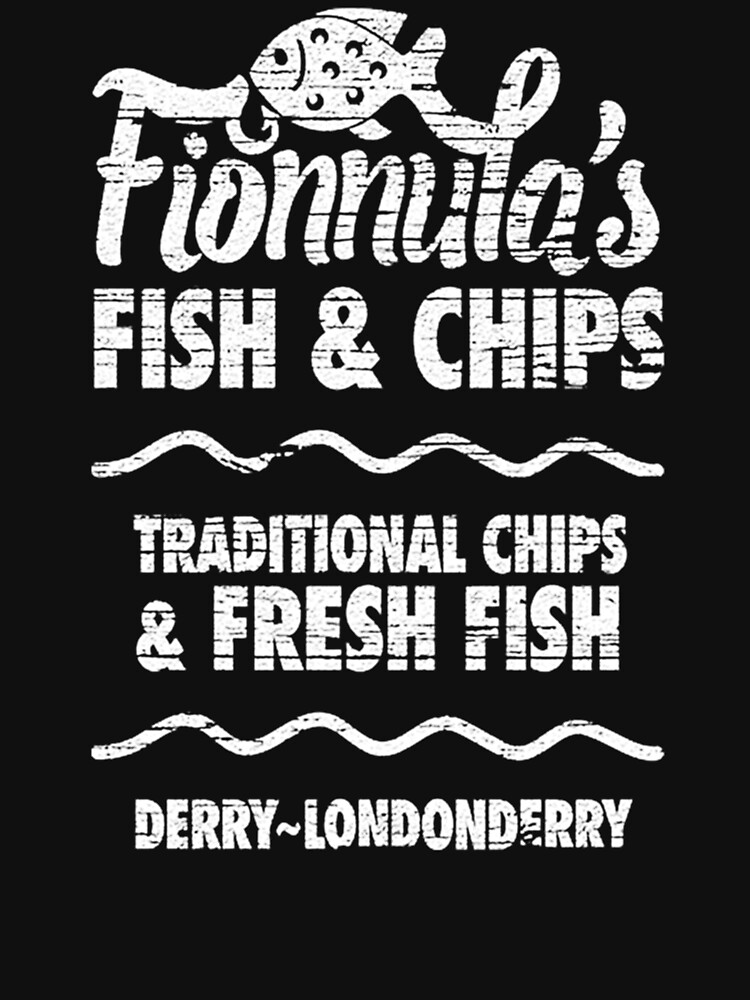 Imagen 7 de 7, Camiseta clásica con la obra Los mejores lugares para comer Fish and Chips en Irlanda del Norte, diseñada y vendida por TheOddiity.