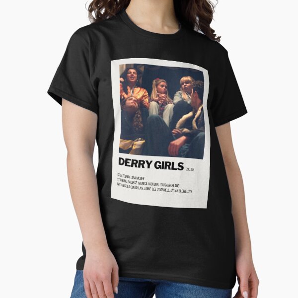 Vista previa del artículo con la obra «Derry Girls», diseñado y vendido por TheOddiity.