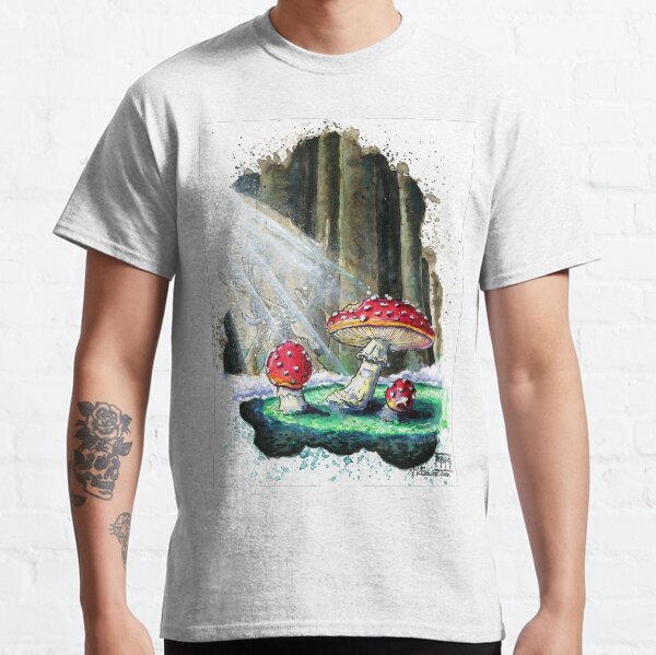 Amanita Muscipula - Fliegenpilz im Zauberwald Classic T-Shirt
