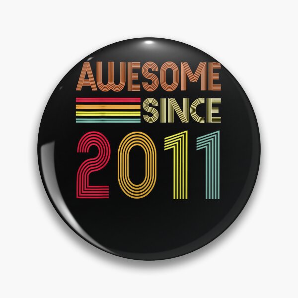 Artikelvorschau, Ehrfürchtig seit 2011 11. Geburtstag Retro T-Shirt entworfen und verkauft von horstfstesa.