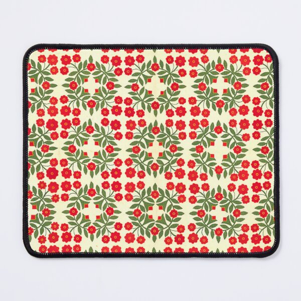 Item preview, Rose Wreath Quilt designed and sold by artistoutfitter.