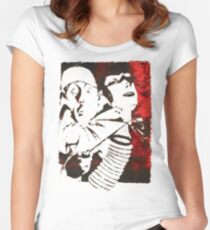 Fiesta Tailliertes Rundhals-Shirt