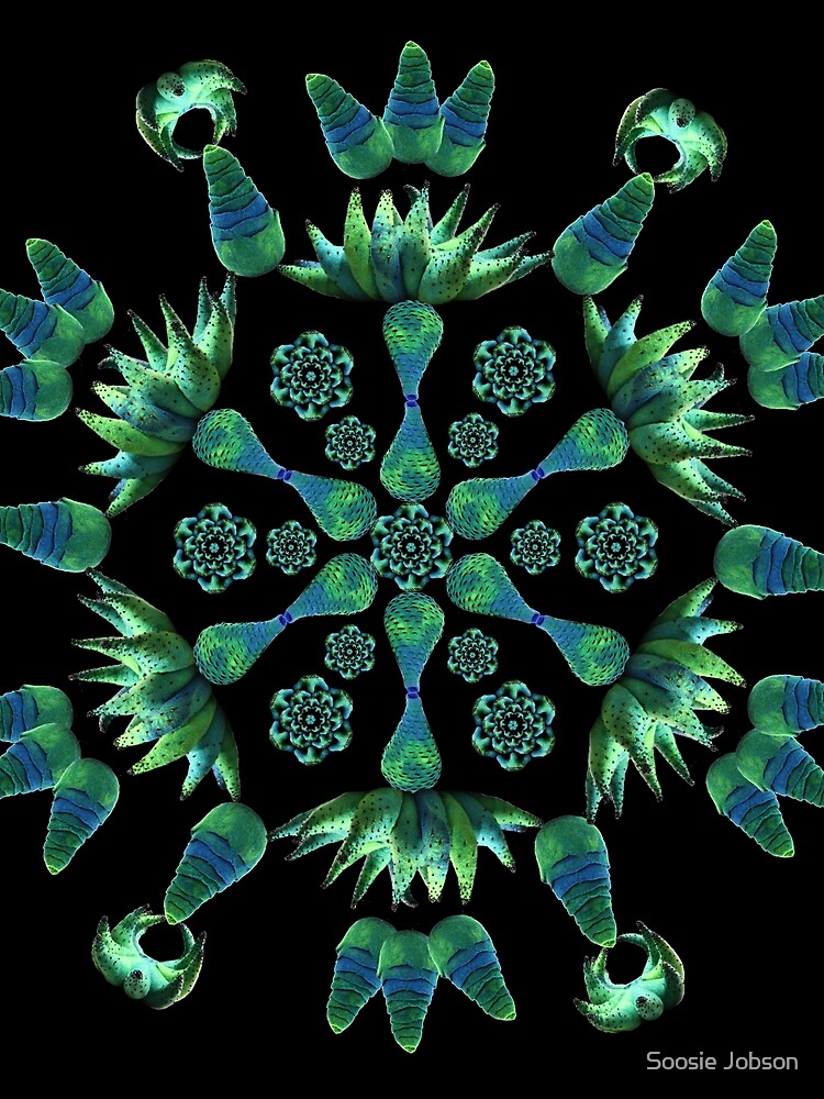 Aperçu 3 sur 3. Foulard avec l'œuvre Cthulhu-esque feutré fabuleux créée et vendue par soosie999.