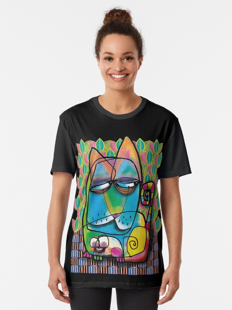 Thumbnail 2 von 5, Grafik T-Shirt, Bunte Katze mit Maus designt und verkauft von Raduna.