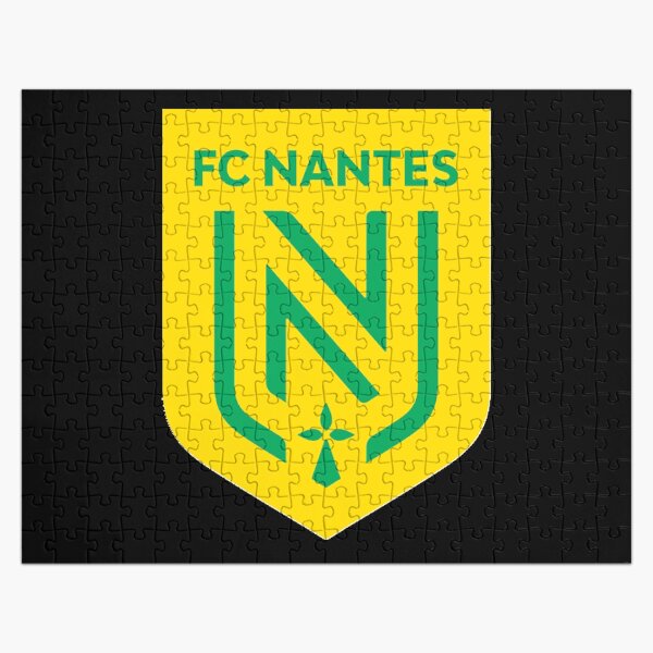 Artikel-Vorschau von FC Nantes Special Designklassiker in Weiß und Gelb, designt und verkauft von KimberleyTrap.