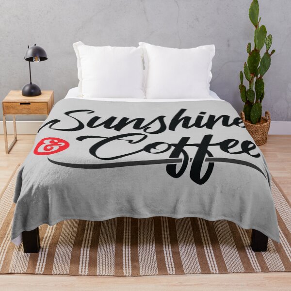Artikelvorschau, Sonnenschein und Kaffee Shirt Geburtstagsgeschenk Kaffeeliebhaber entworfen und verkauft von namiabi.