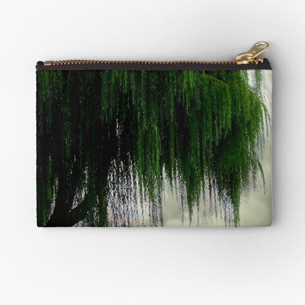 My beautiful weeping willow © Zipper Pouch