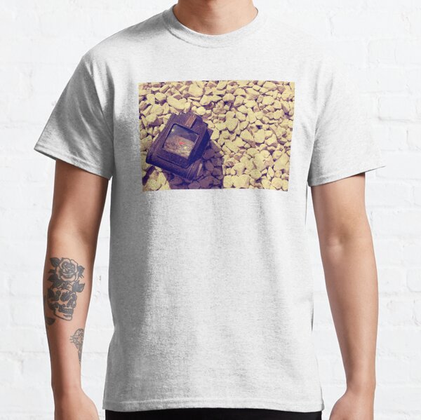 Fish in a box Classic T-Shirt