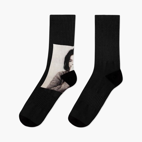 Artikelvorschau, Björk klassisches T-Shirt entworfen und verkauft von BjornStein.