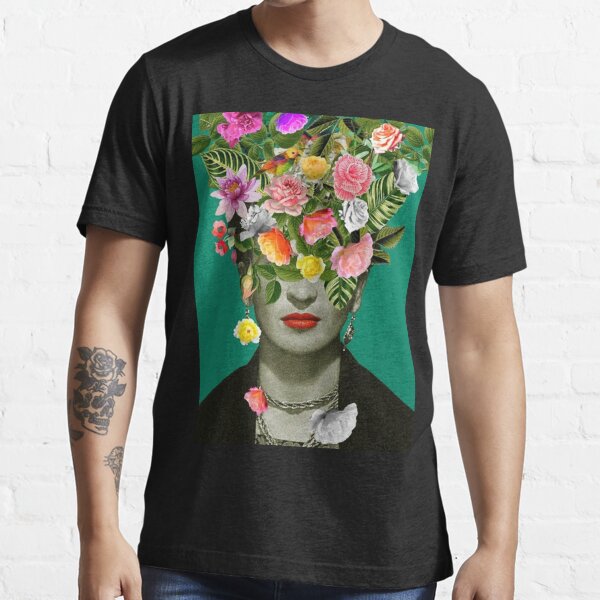 Aperçu de l'œuvre Portrait de Frida Khalo T-shirt classique créée et vendue par karbanjdle.