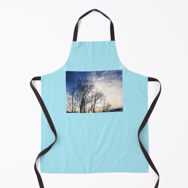 Artikelvorschau, Kühler blauer Himmel und Bäume – kühles Blau entworfen und verkauft von lausn.