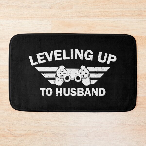 Item preview, Subiendo de nivel a marido Compromiso de hombres Novio Amantes de los videojuegos designed and sold by Urlan.