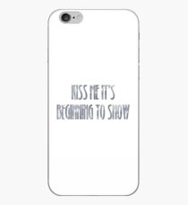 KISS ME Es beginnt zu schneien iPhone-Hülle & Cover