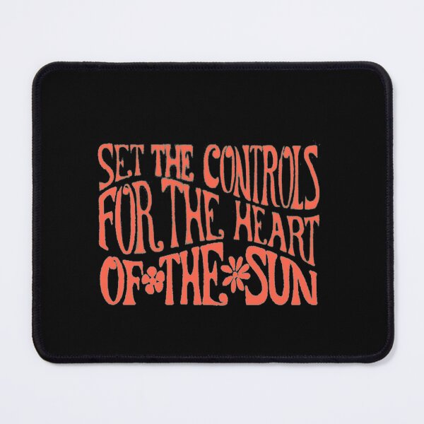 Item preview, Réglez les commandes du cœur du soleil . classique designed and sold by rutkonqderre.