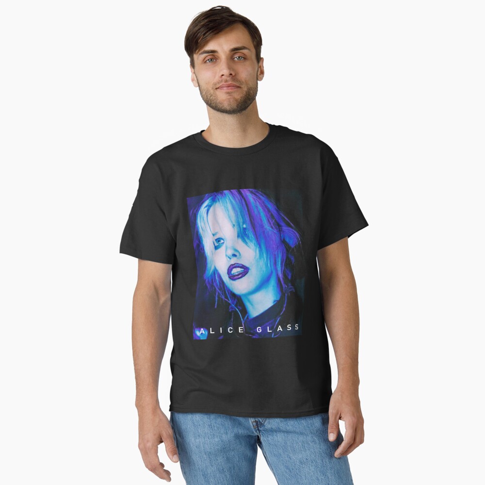 Artikel-Vorschau von Classic T-Shirt, designt und verkauft von AlayaMundi.