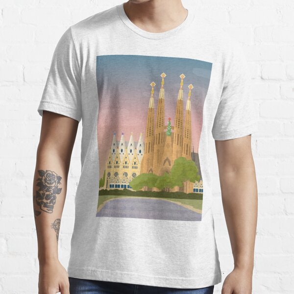 C'MUN 2022 - Sagrada Familia Essential T-Shirt