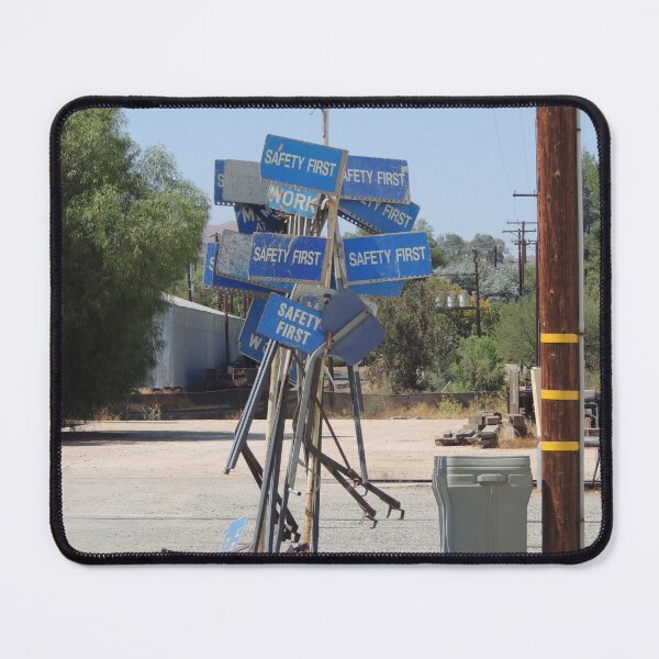 Item preview, Seguridad primero designed and sold by Robert Ball.