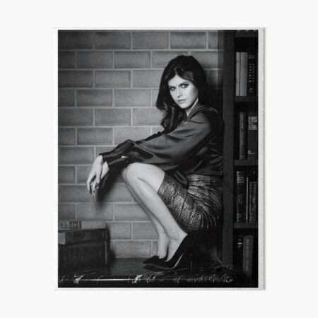 Alexandra Daddario Tits Wallpaper - Alexandra Daddario Movies Merch & Gifts for Sale | Redbubble